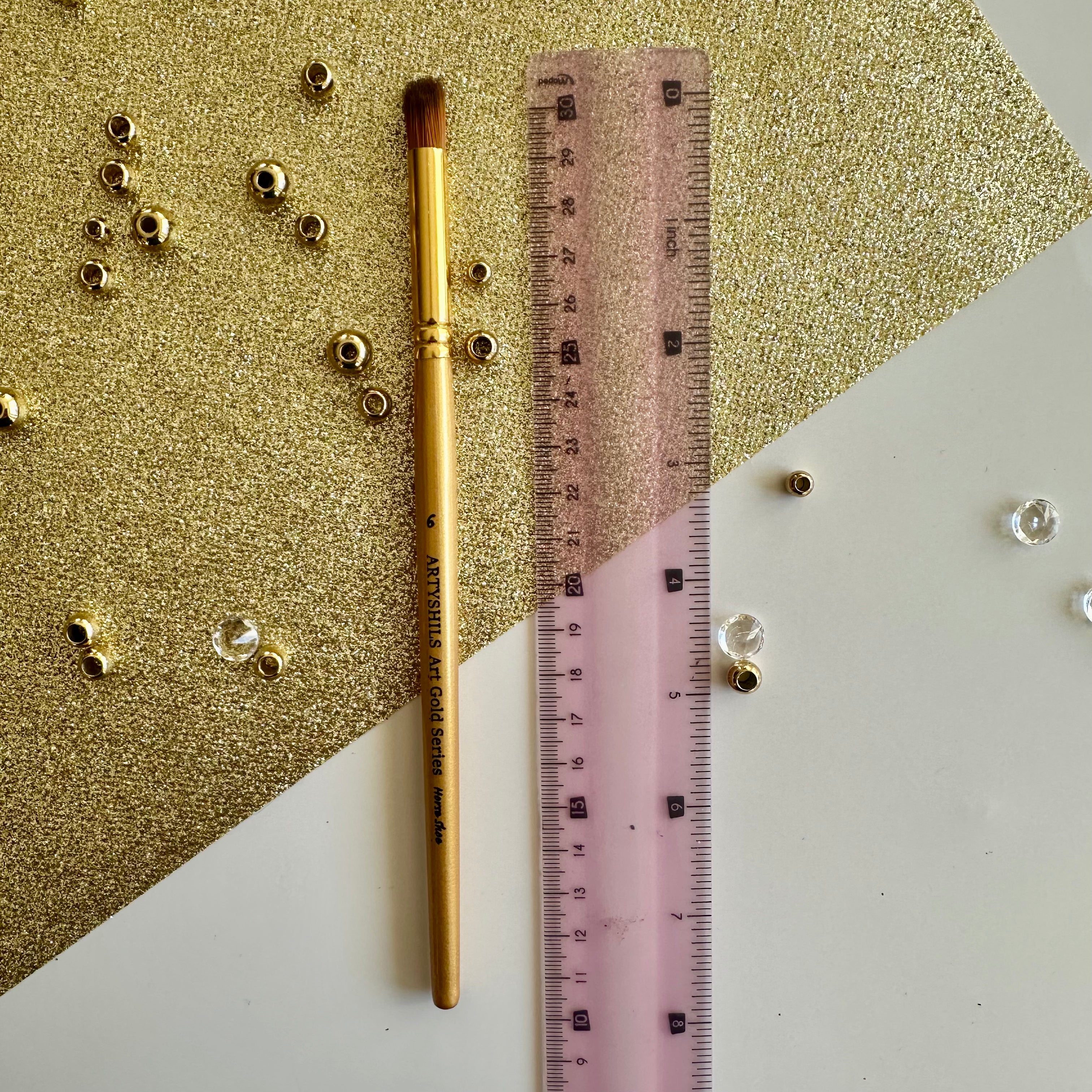 No.6 Horse Shoe Brush : Gold Glow Collection | Synthetic Hair | Vegan