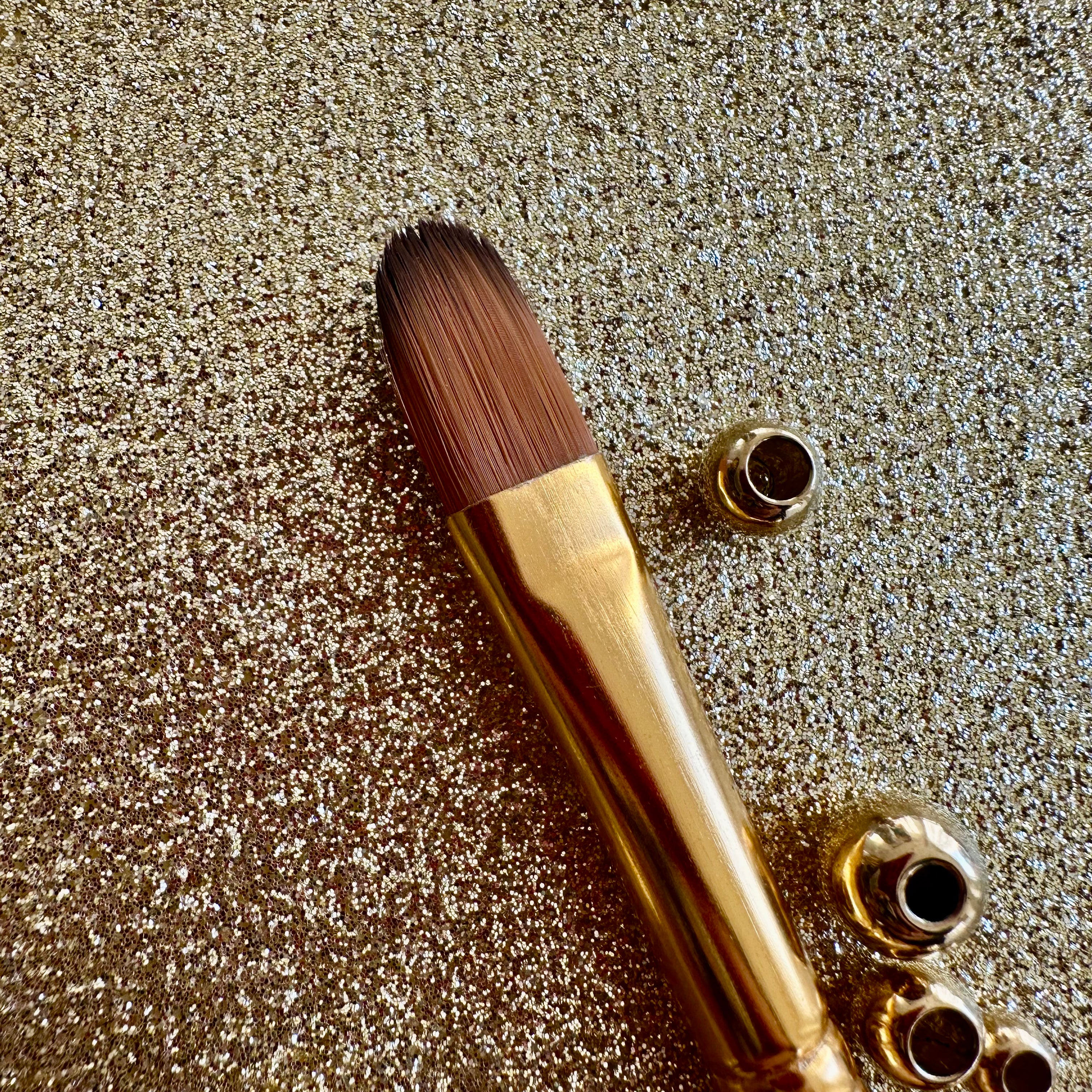 No.6 Filbert hair Brush : Gold Glow Collection | Synthetic Hair | Vegan