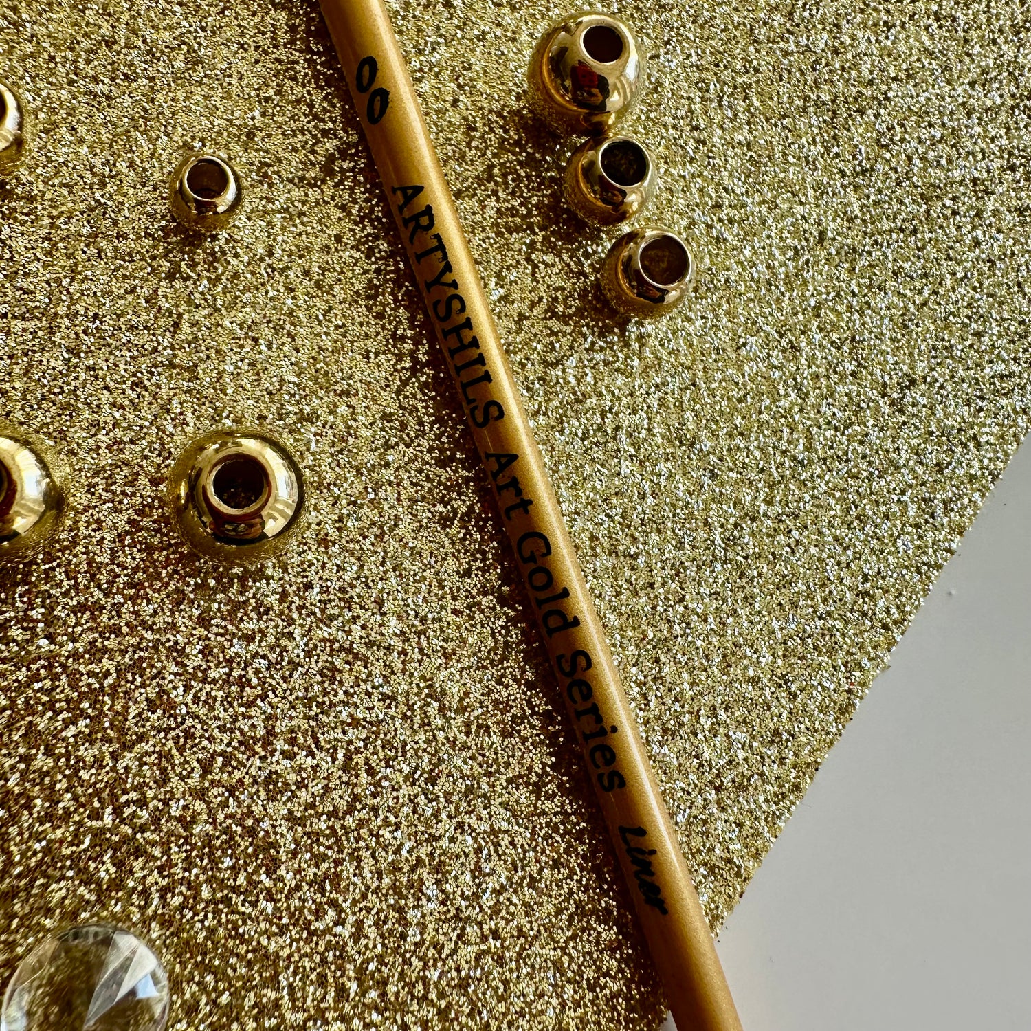 No.00 Liner Brush : Gold Glow Collection | Synthetic Hair | Vegan