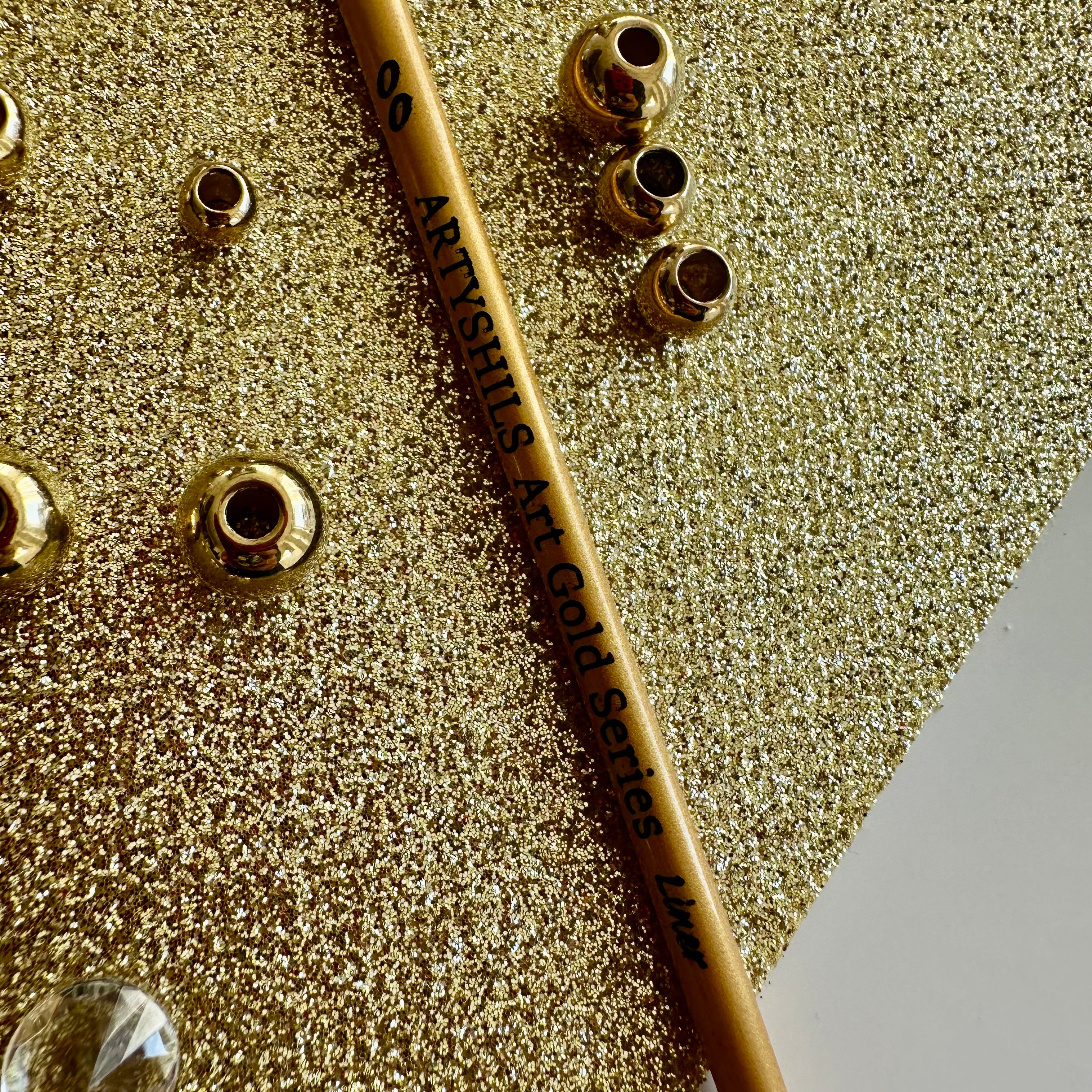 No.00 Liner Brush : Gold Glow Collection | Synthetic Hair | Vegan