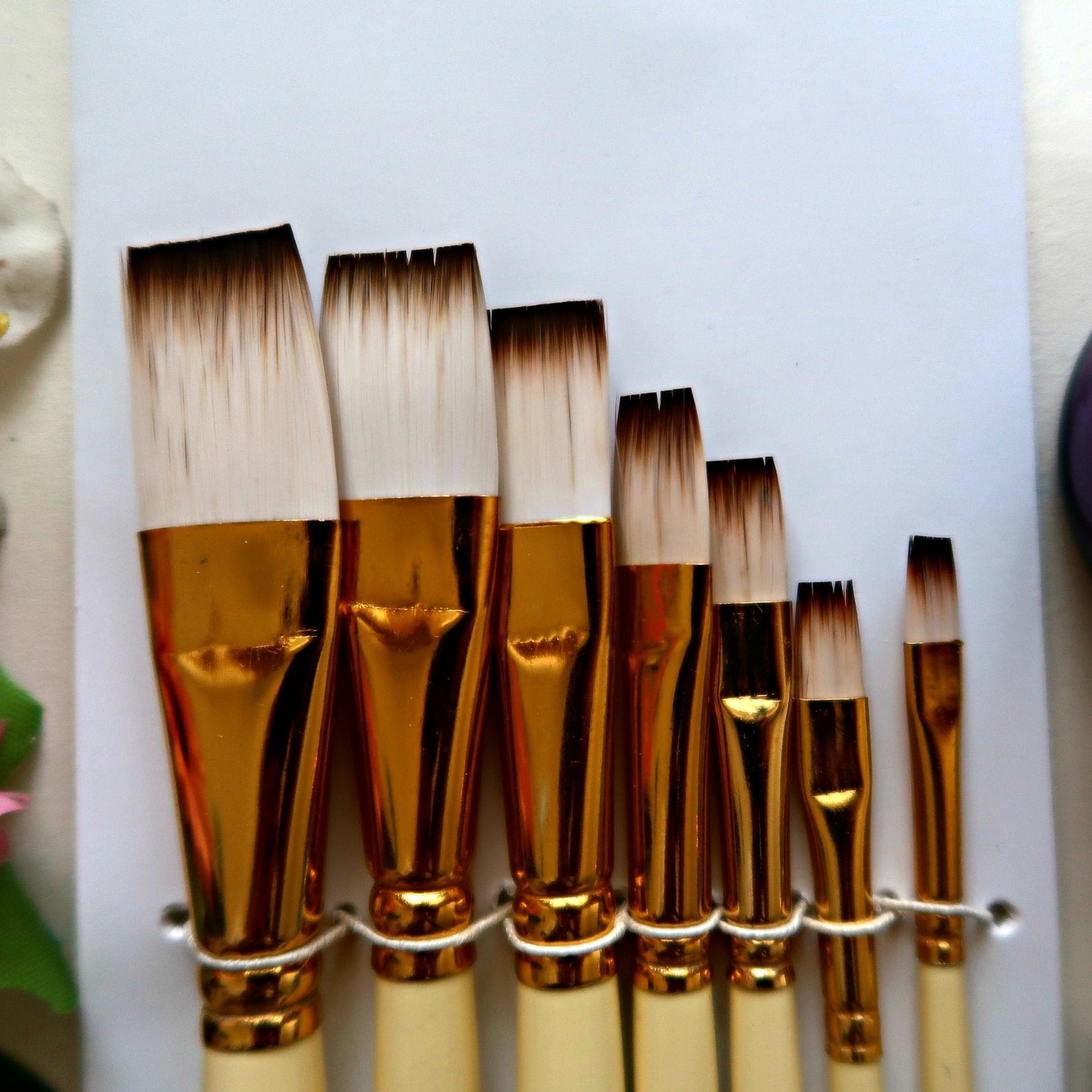 PAINTING BRUSHES FLAT - Flat synthetic hair brushes for painting by Artyshils Art